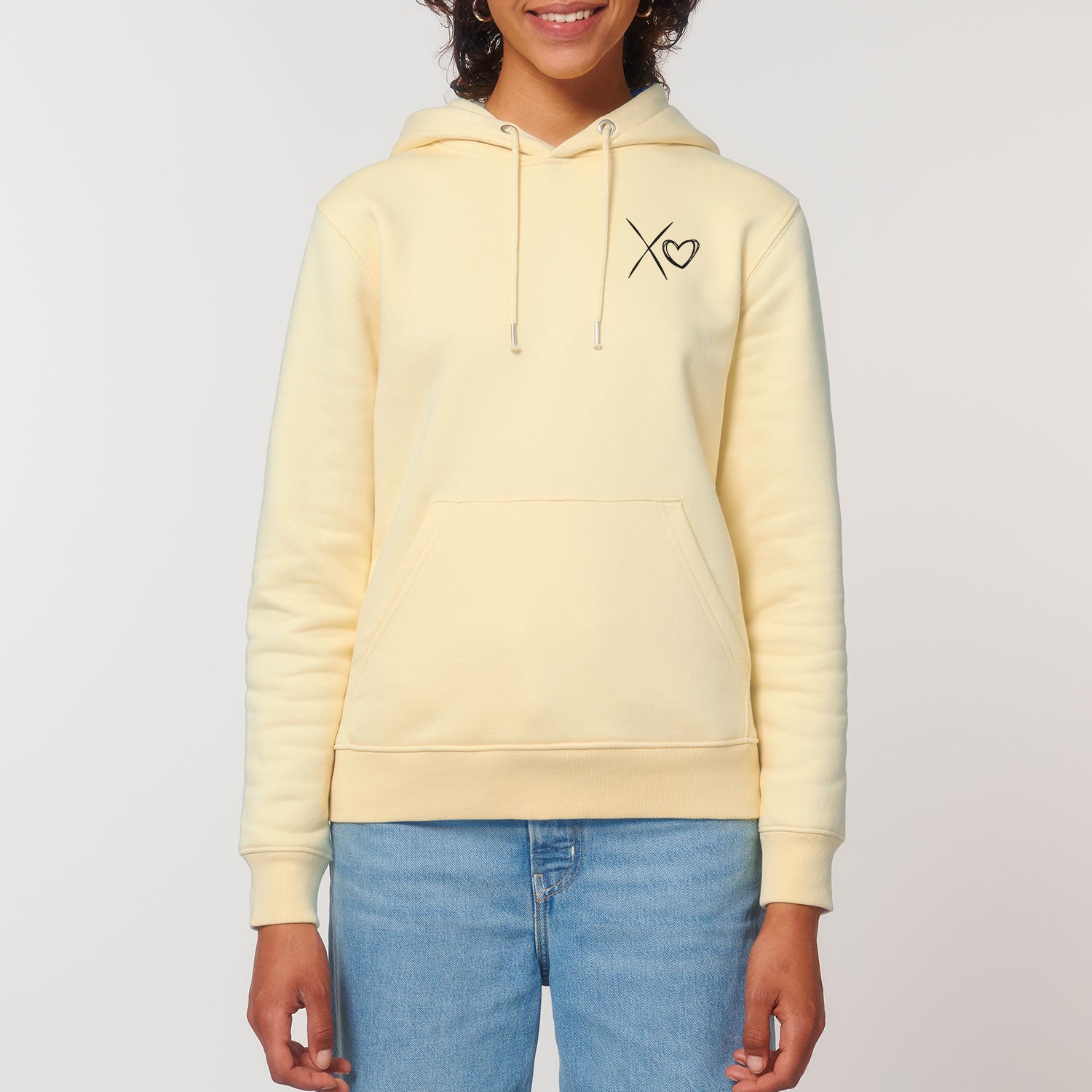 03_Hoodie_Font_Model_LK11160