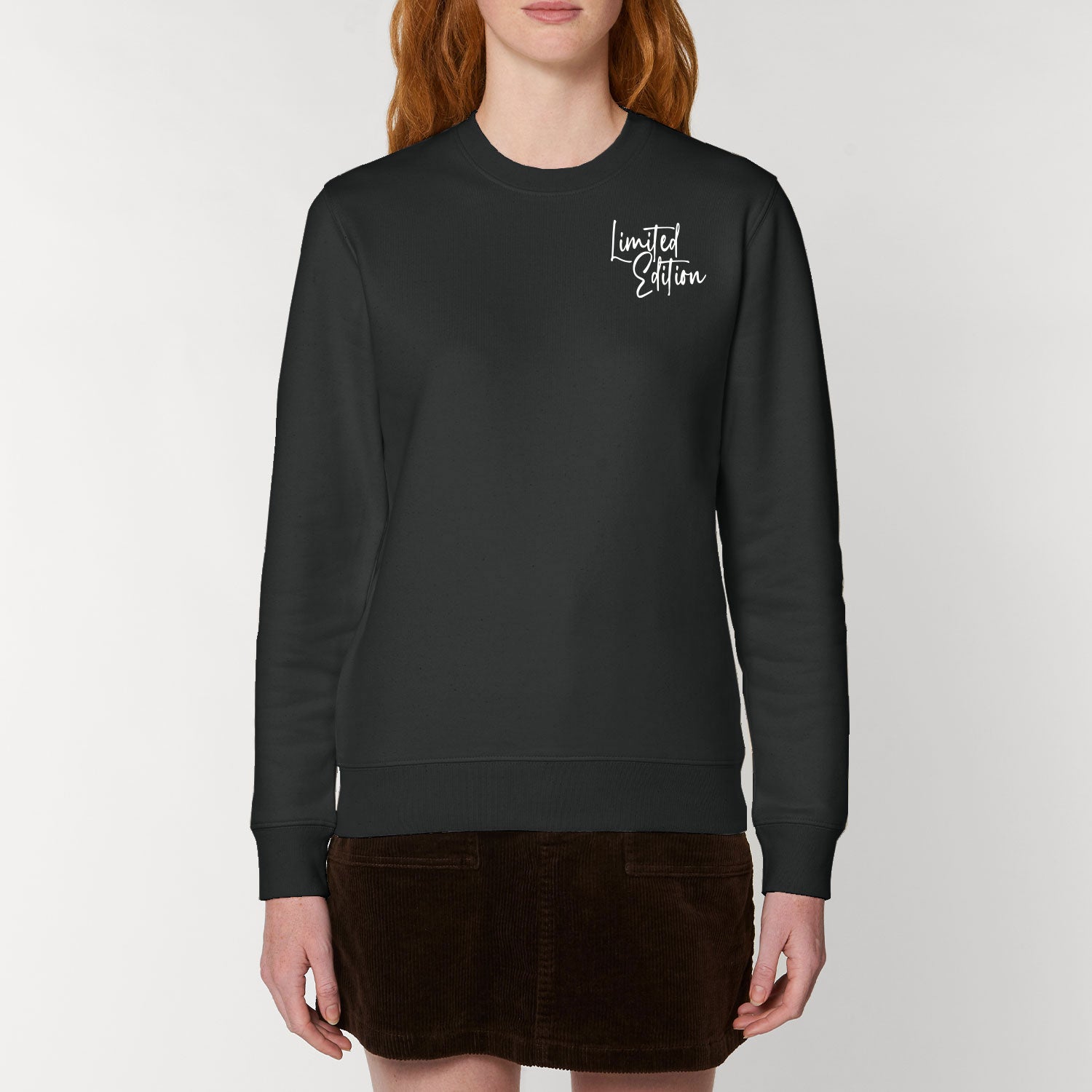 03_Sweatshirt_Font_Model_LK10721