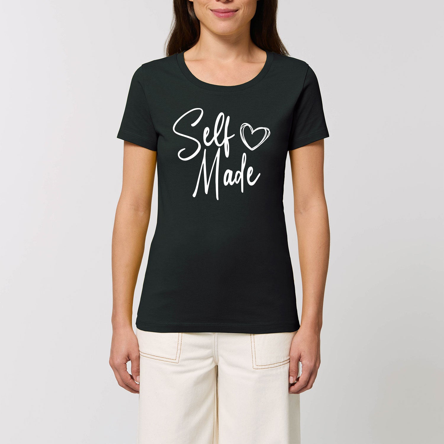 03_T-Shirt_Front_Model_LK10216