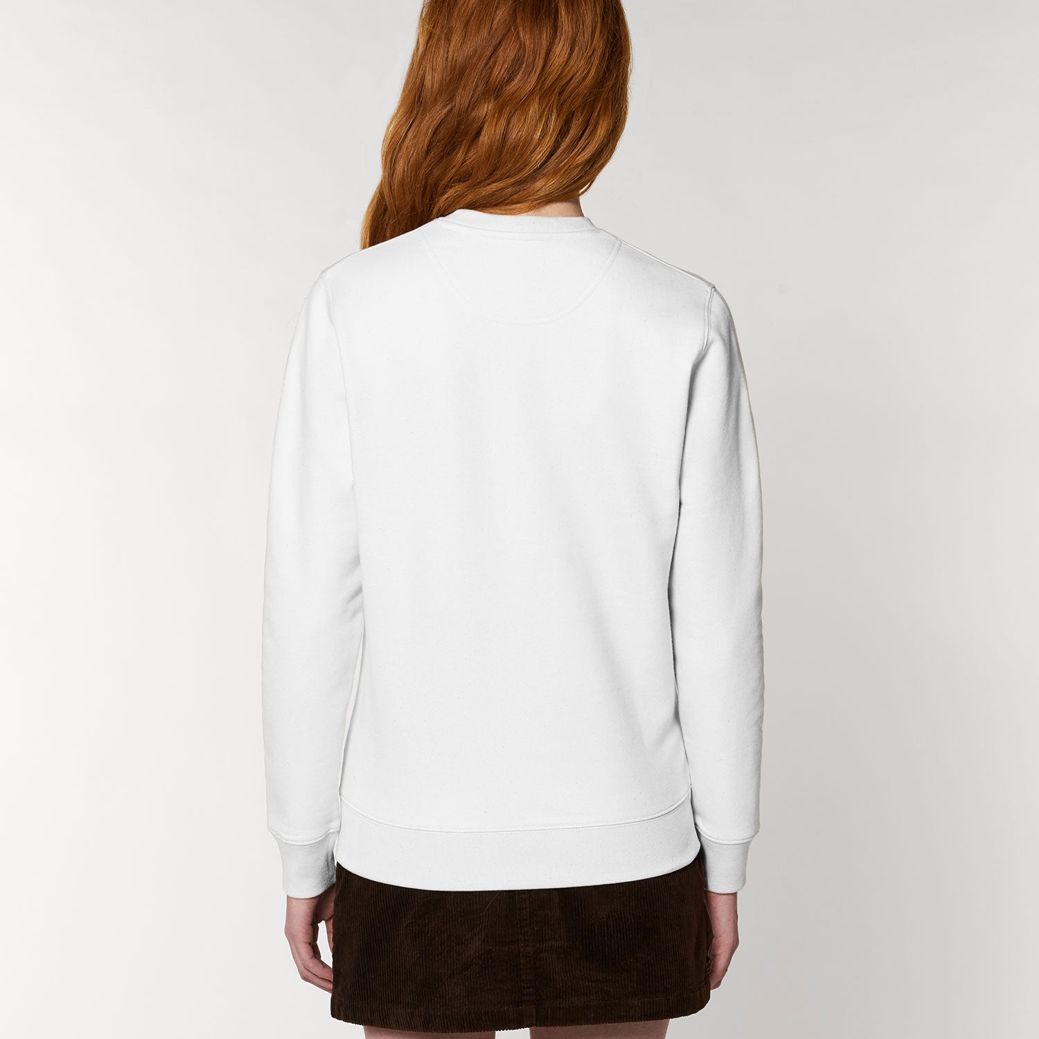 04_Sweatshirt_Back_Model_weiss