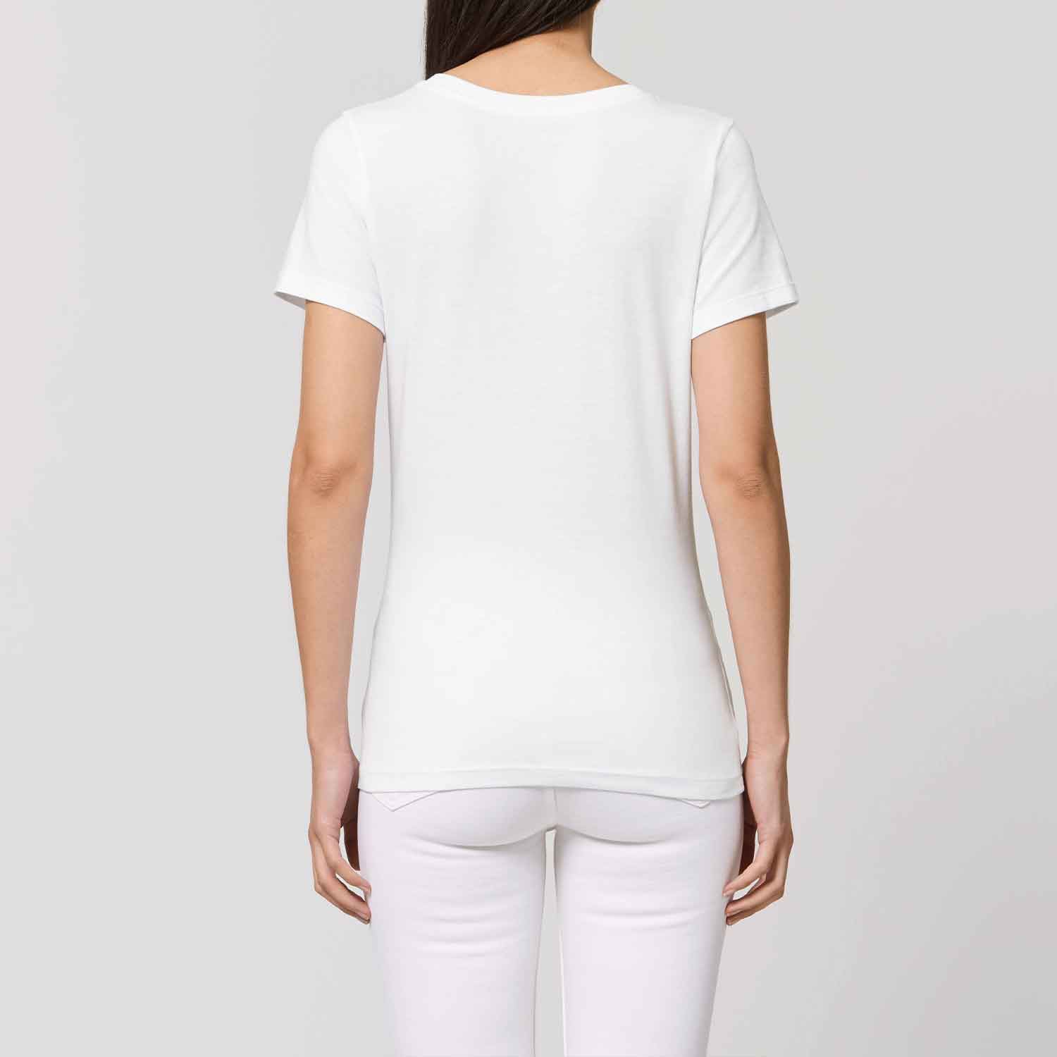 04_T-Shirt_Back_Model_weiss