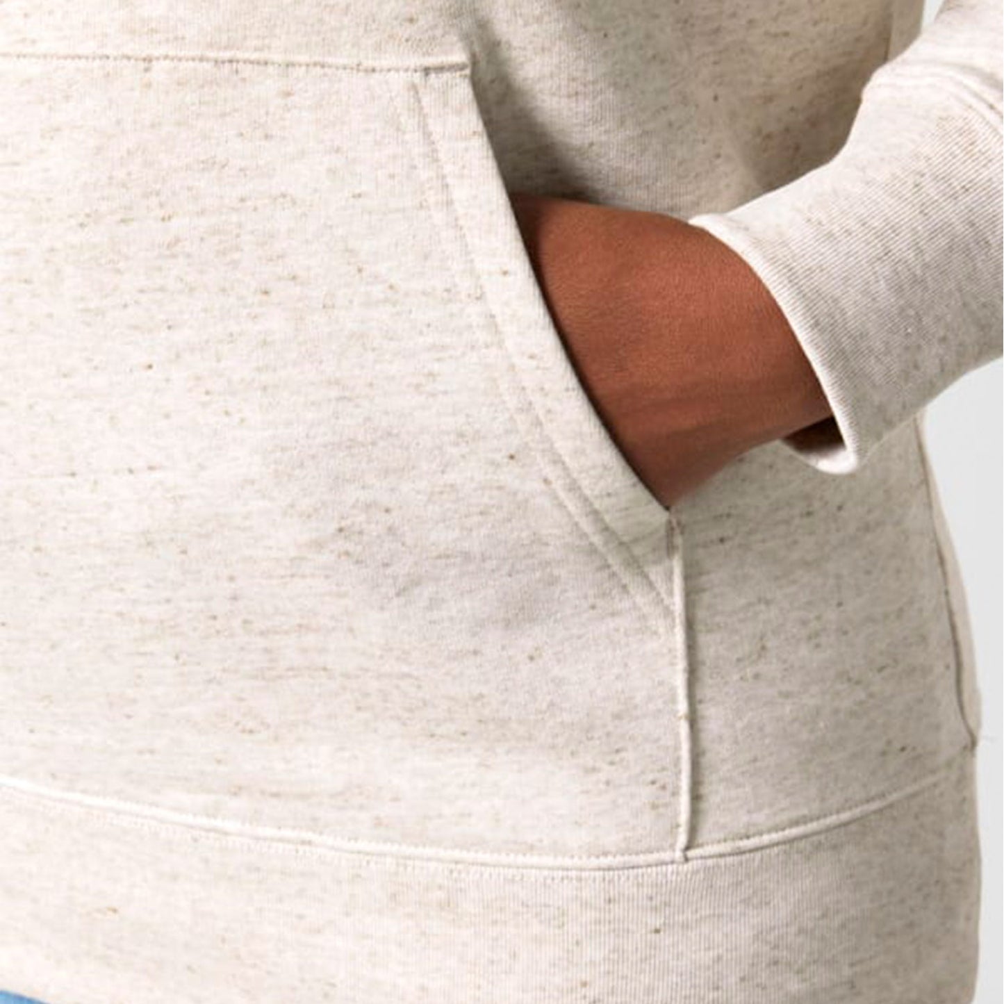 05_Hoodie_Detail_creme_melange