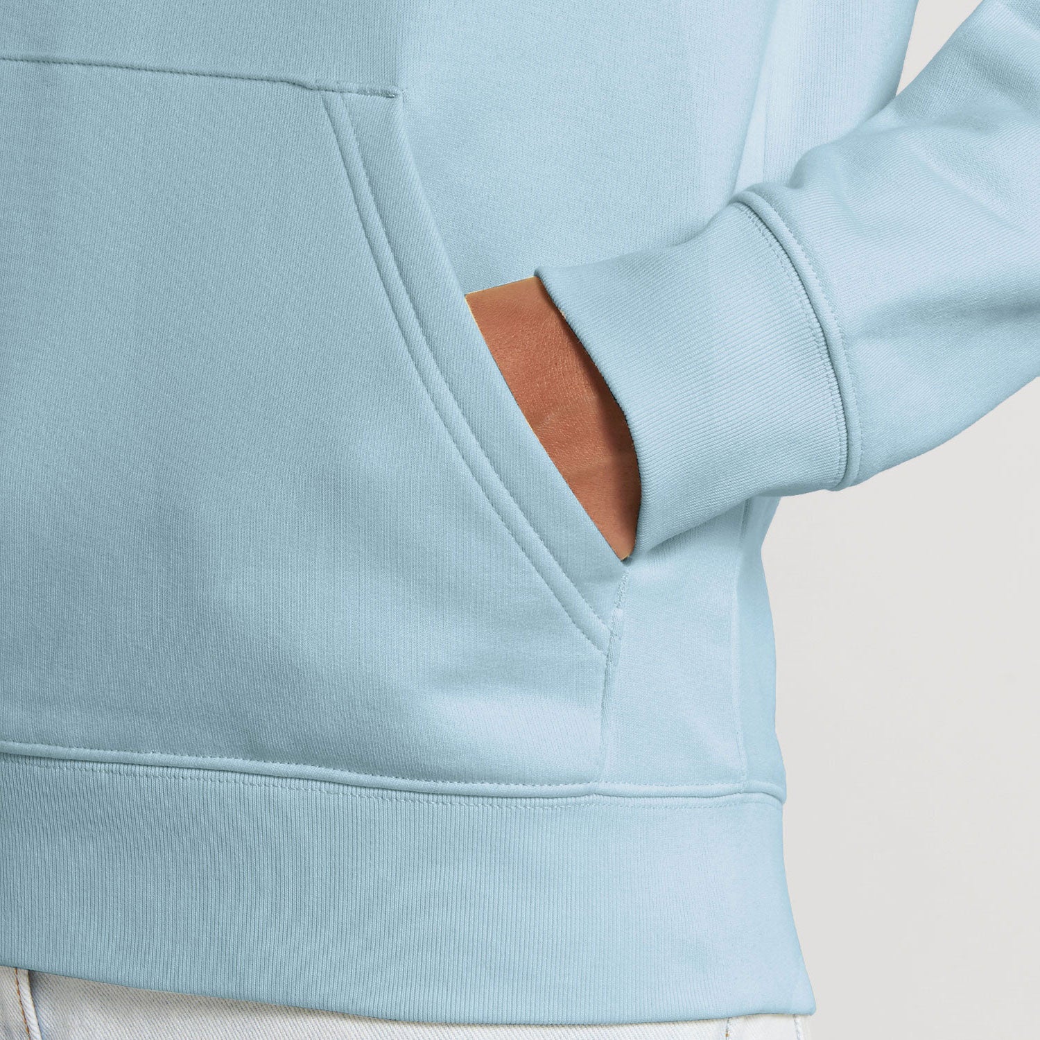 05_Hoodie_Detail_hellblau