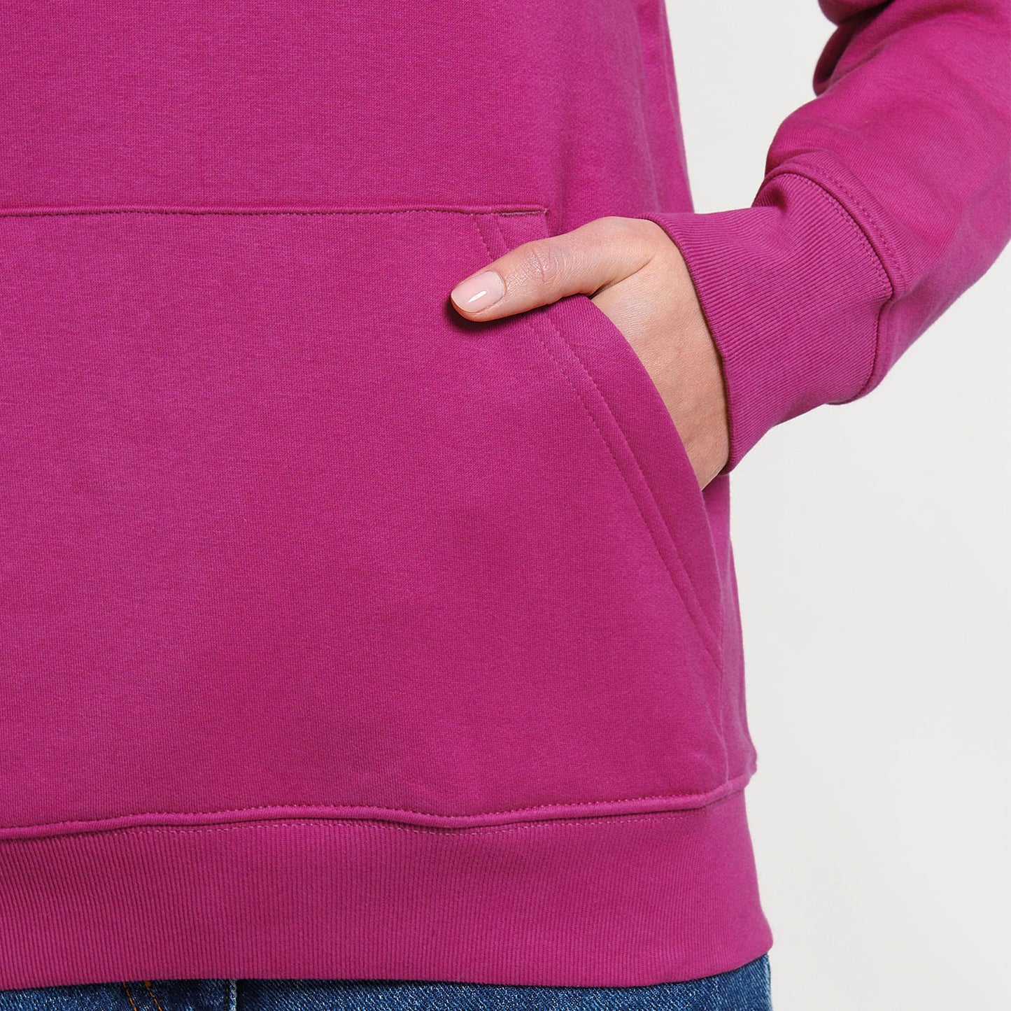 05_Hoodie_Detail_pink