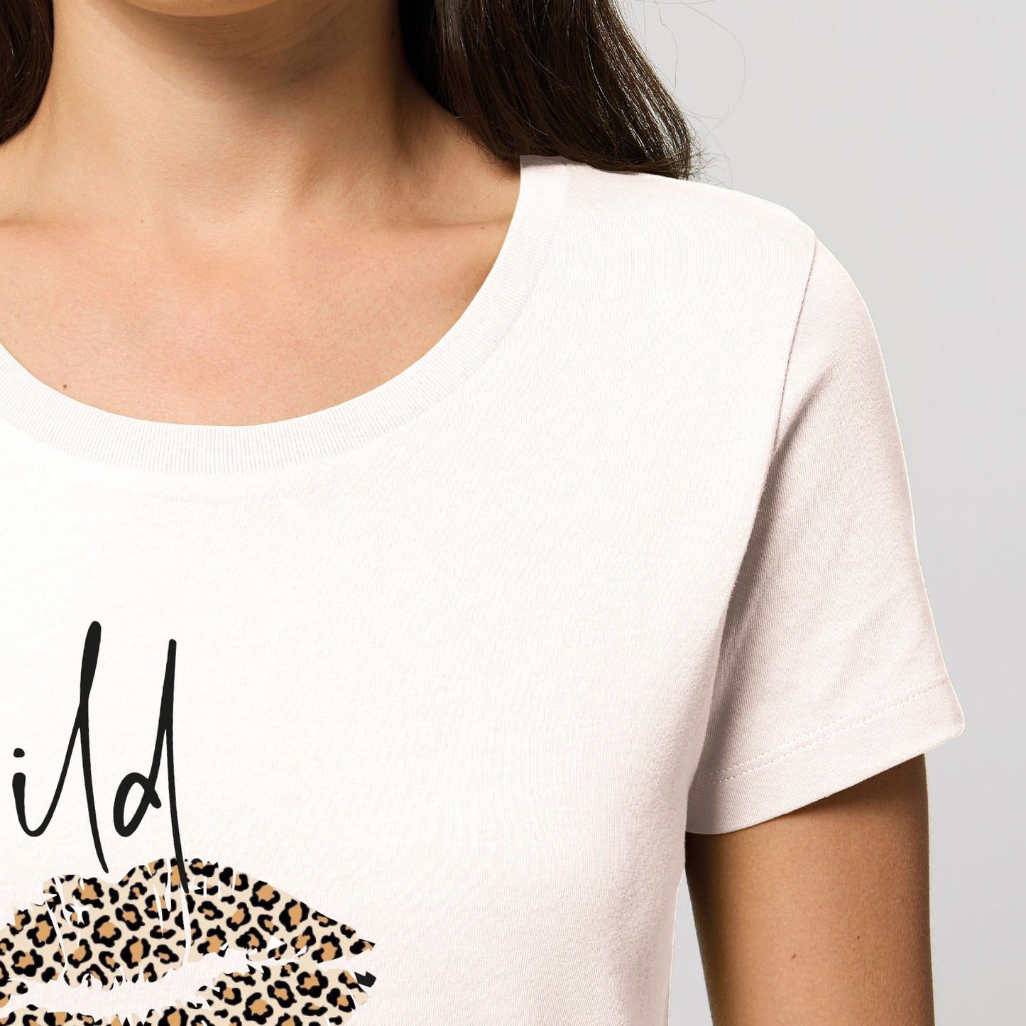 05_T-Shirt_Detail_LK10675